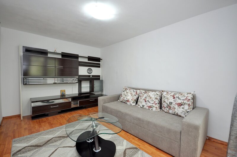 Pantelimon Mega Mall apartament 2 camere renovat recent, centrala proprie