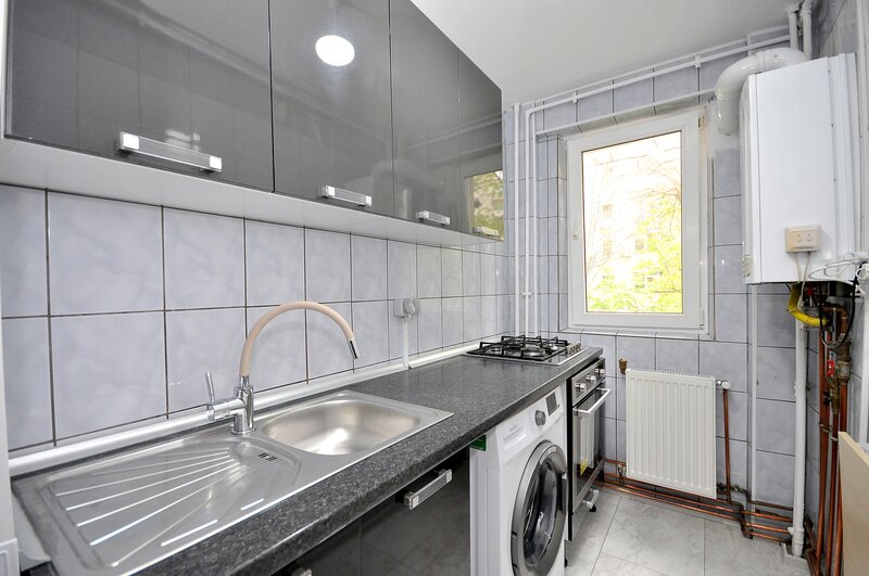 Pantelimon Mega Mall apartament 2 camere renovat recent, centrala proprie