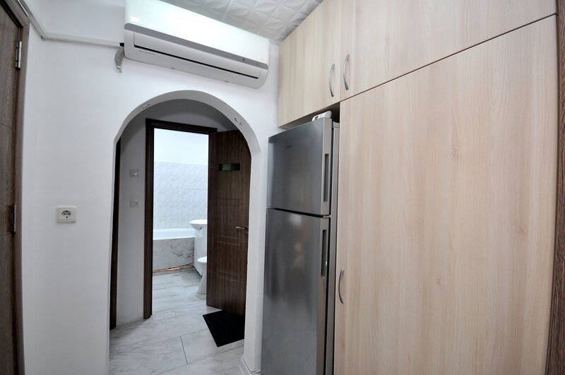 Pantelimon Mega Mall apartament 2 camere renovat recent, centrala proprie